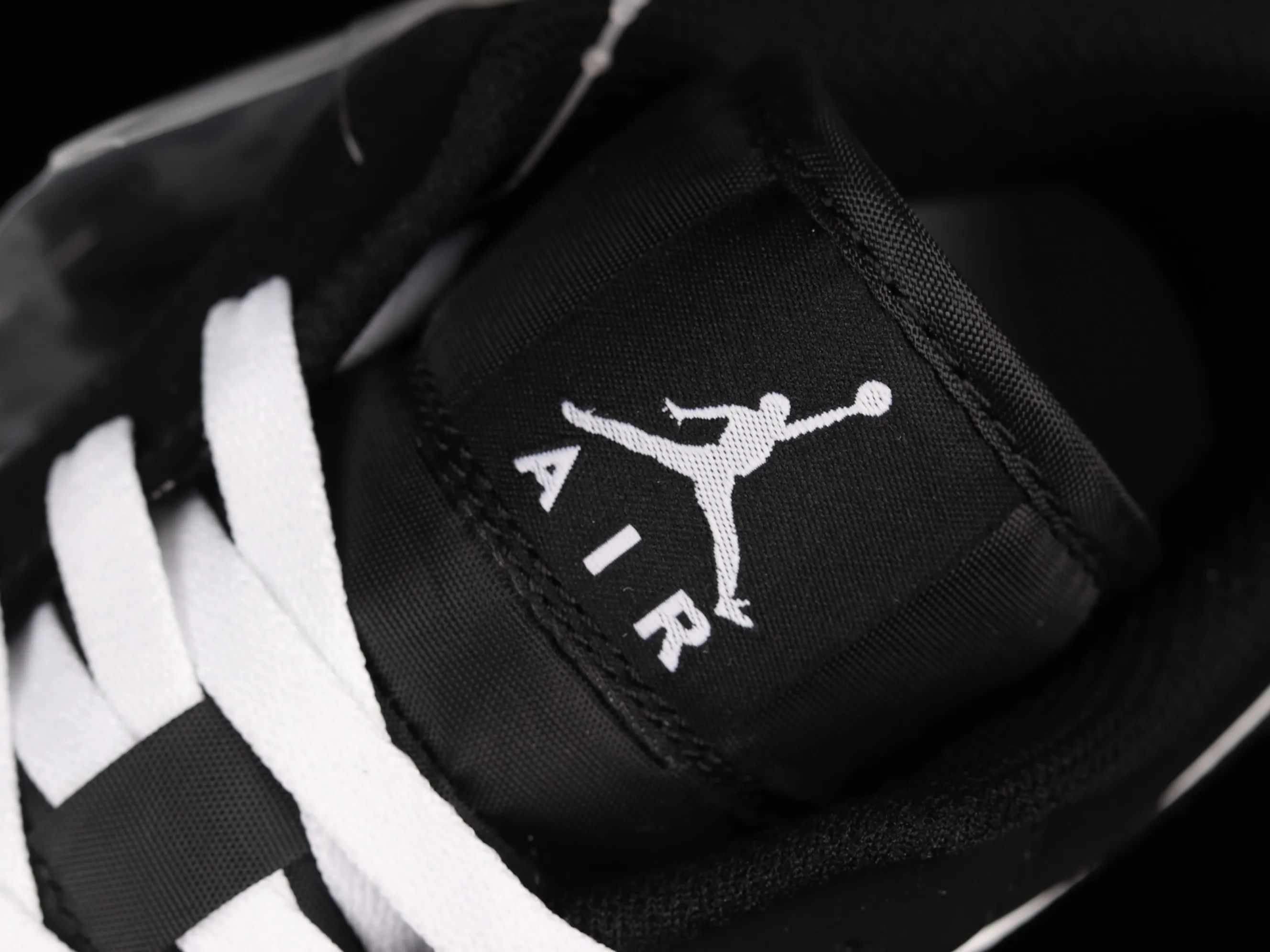 All Categories Air Jordan Jordan Series Basketball Shoes Air Jordan 1 Low Air Jordan 1 Low AJ1 Joe 1 Black and White Panda Sports Culture Basketball Shoes DC1391-100